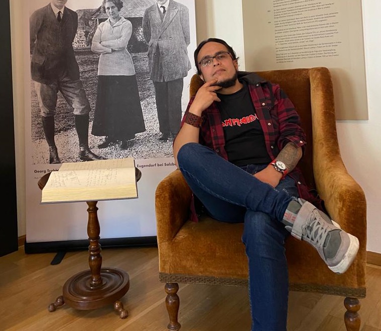 Henry Alexander Gómez gana el Premio Internacional de Poesía Francisco Brines 2025